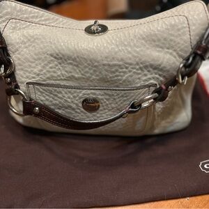 Coach 8A38 Chelsea Ivory Pebble Leather Shoulder Hobo Satchel Purse
